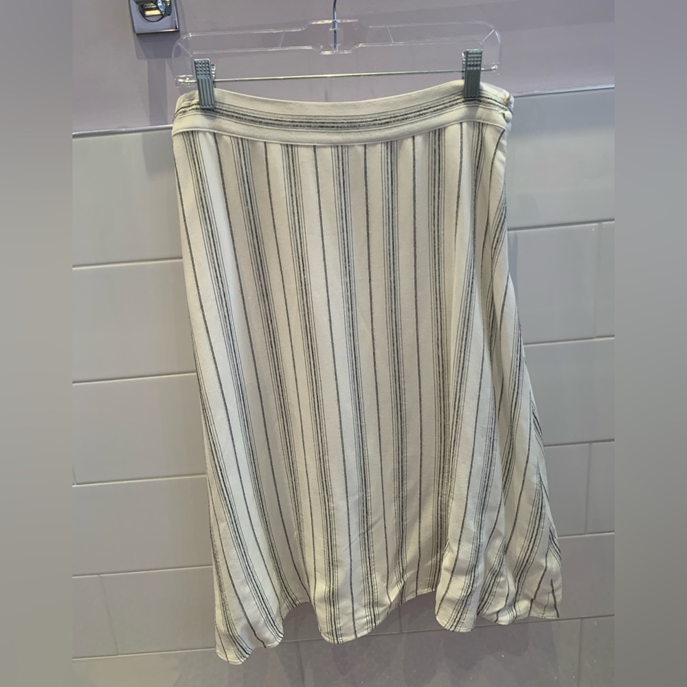 Loft linen blend midi skirt with nautical stripe detail, size 6